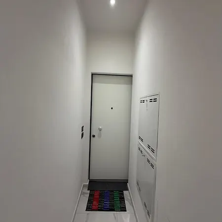 Апартаменти Adriano Space