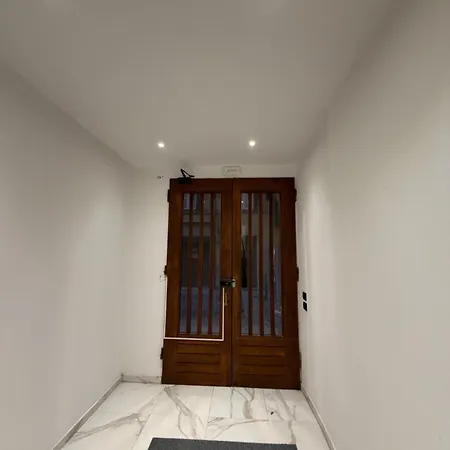 Adriano Space Модена